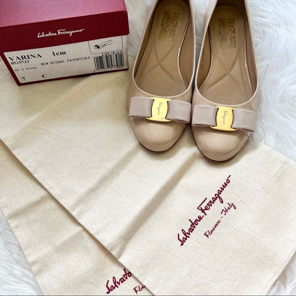Ferragamo Varina Ballet Flat